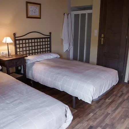 乡村民宿 卡萨乡间巴尔肯特拉旅馆 *